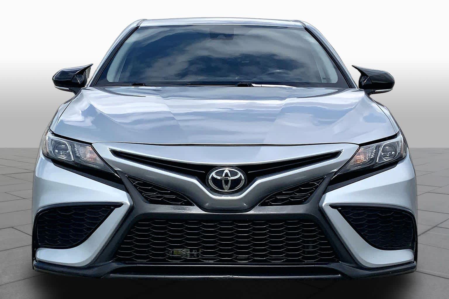 2022 Toyota Camry SE Celestial Silver Metallic at Group 1 Toyota Southwest