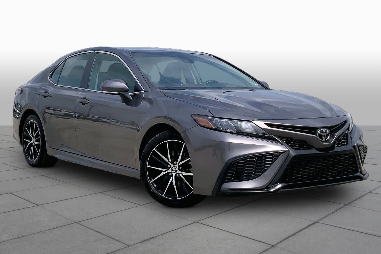 2024 Toyota Camry SE Predawn Gray Mica at Group 1 Toyota Southwest