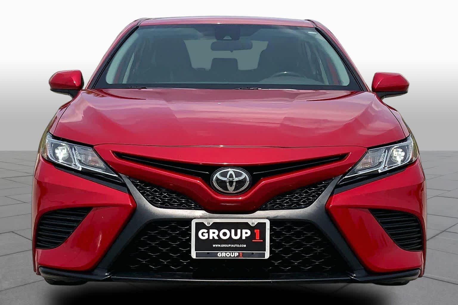 2020 Toyota Camry SE Supersonic Red at Group 1 Toyota Southwest