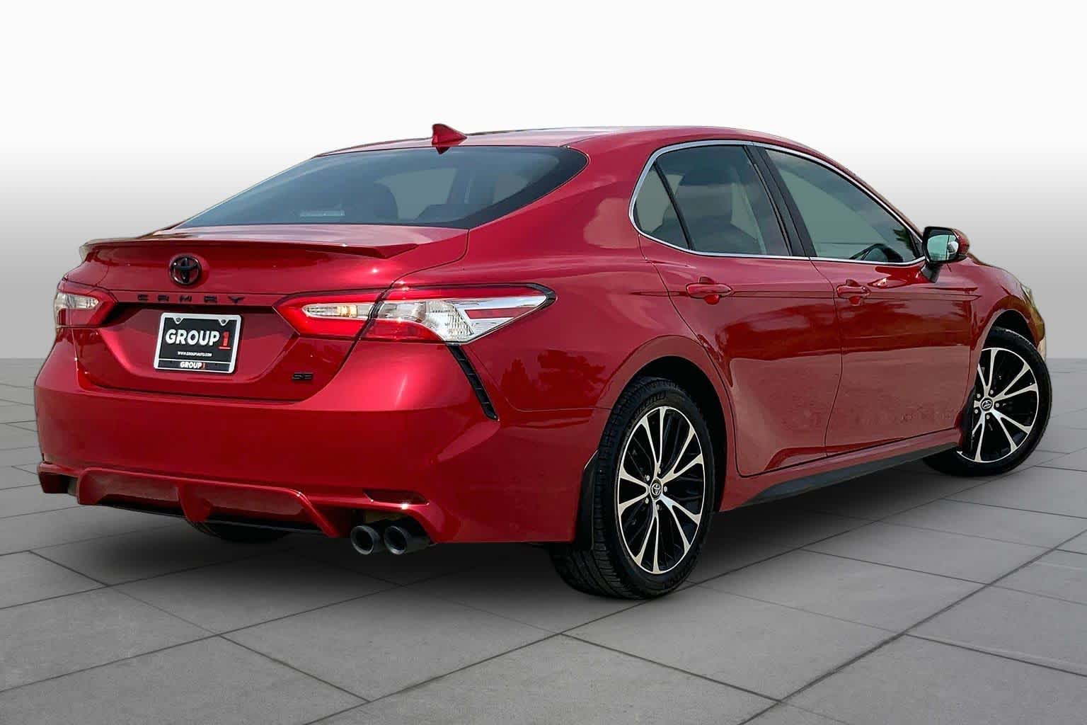 2020 Toyota Camry SE Supersonic Red at Group 1 Toyota Southwest