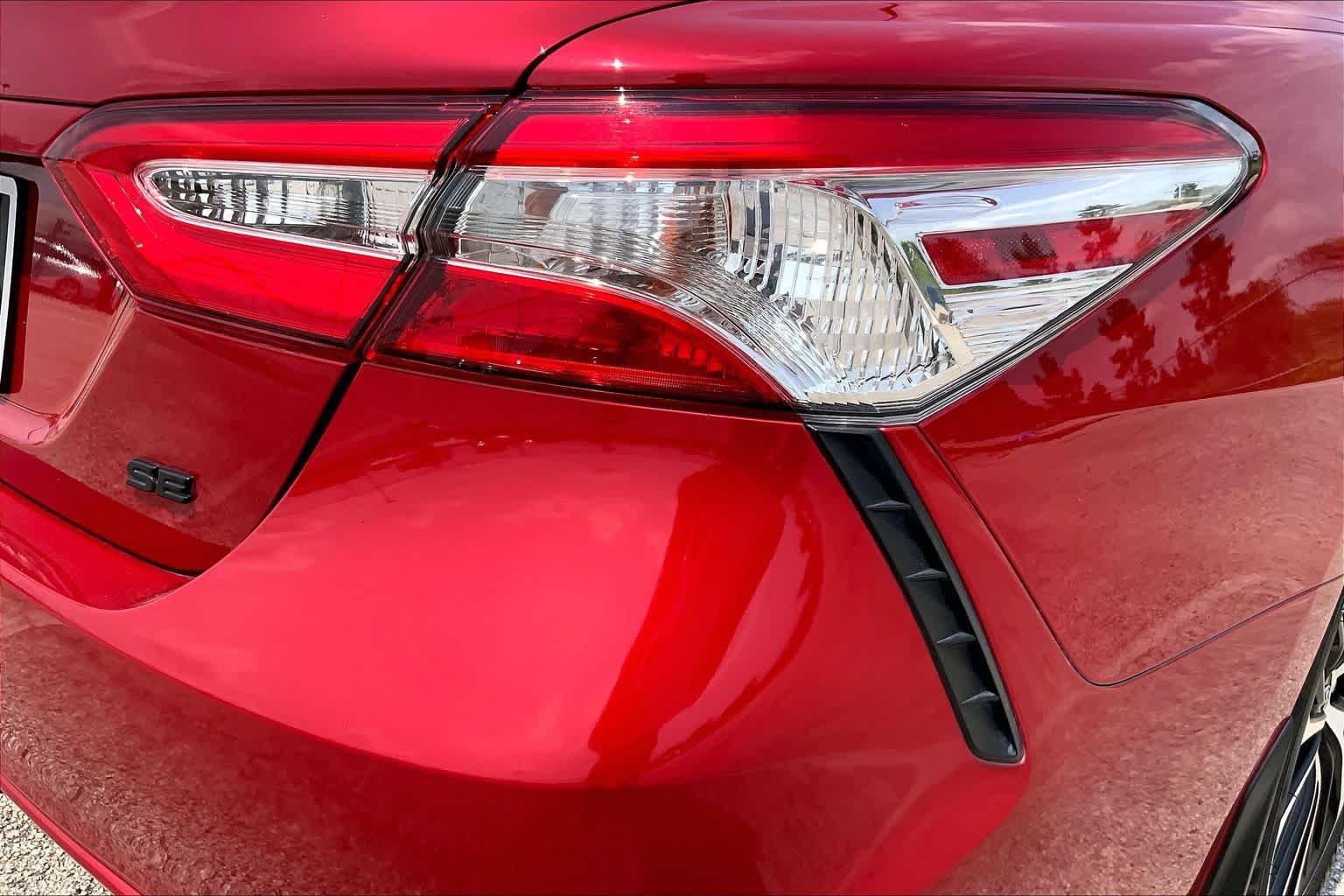 2020 Toyota Camry SE Supersonic Red at Group 1 Toyota Southwest