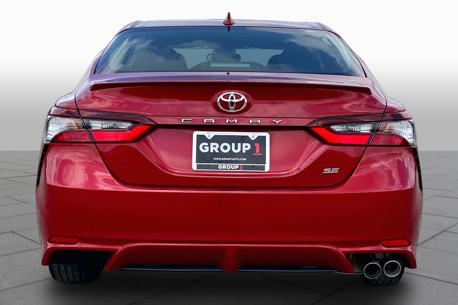 2022 Toyota Camry SE Supersonic Red at Group 1 Toyota Southwest
