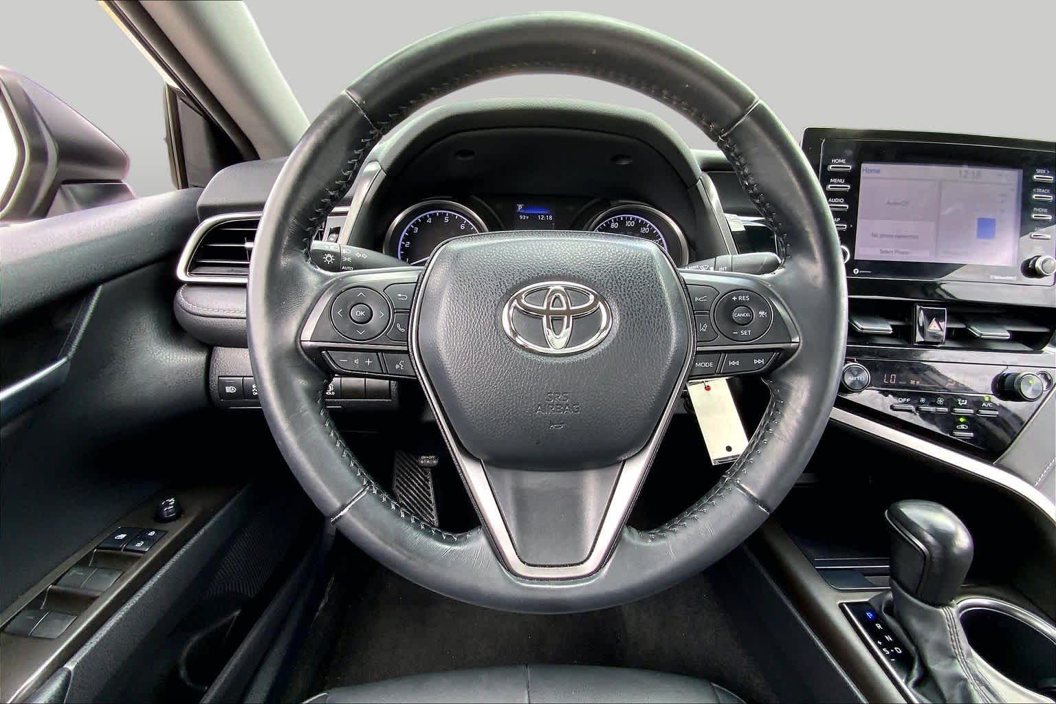 2022 Toyota Camry photo 6 of 36