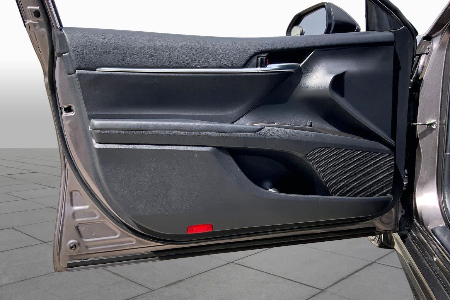 2022 Toyota Camry photo 21 of 36