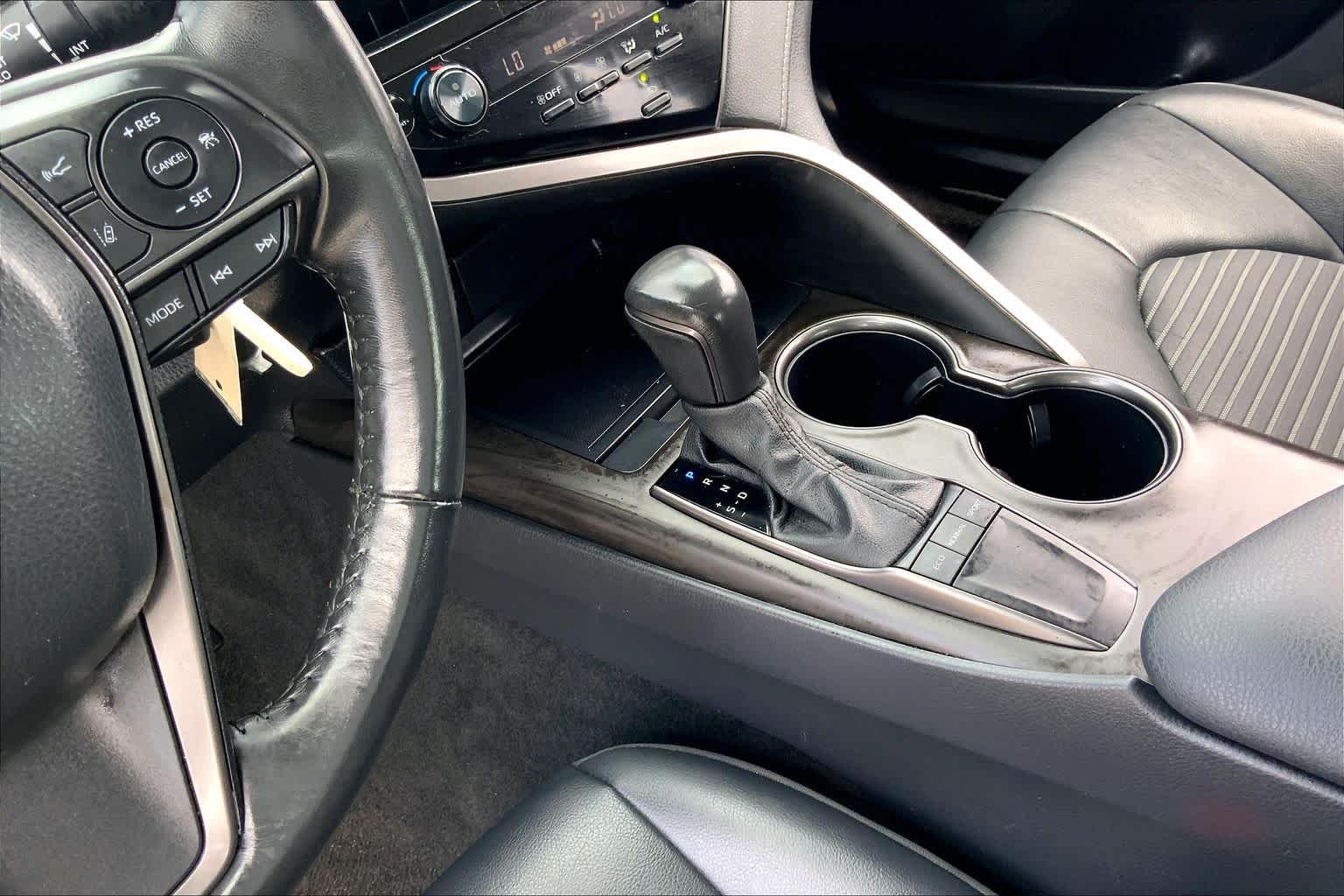 2024 Toyota Camry SE Ice Cap at HGreg Houston