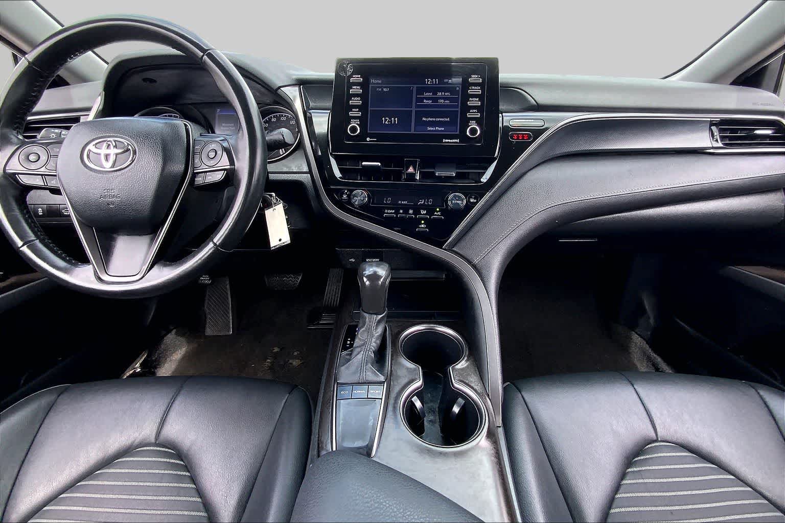 2024 Toyota Camry SE Ice Cap at HGreg Houston