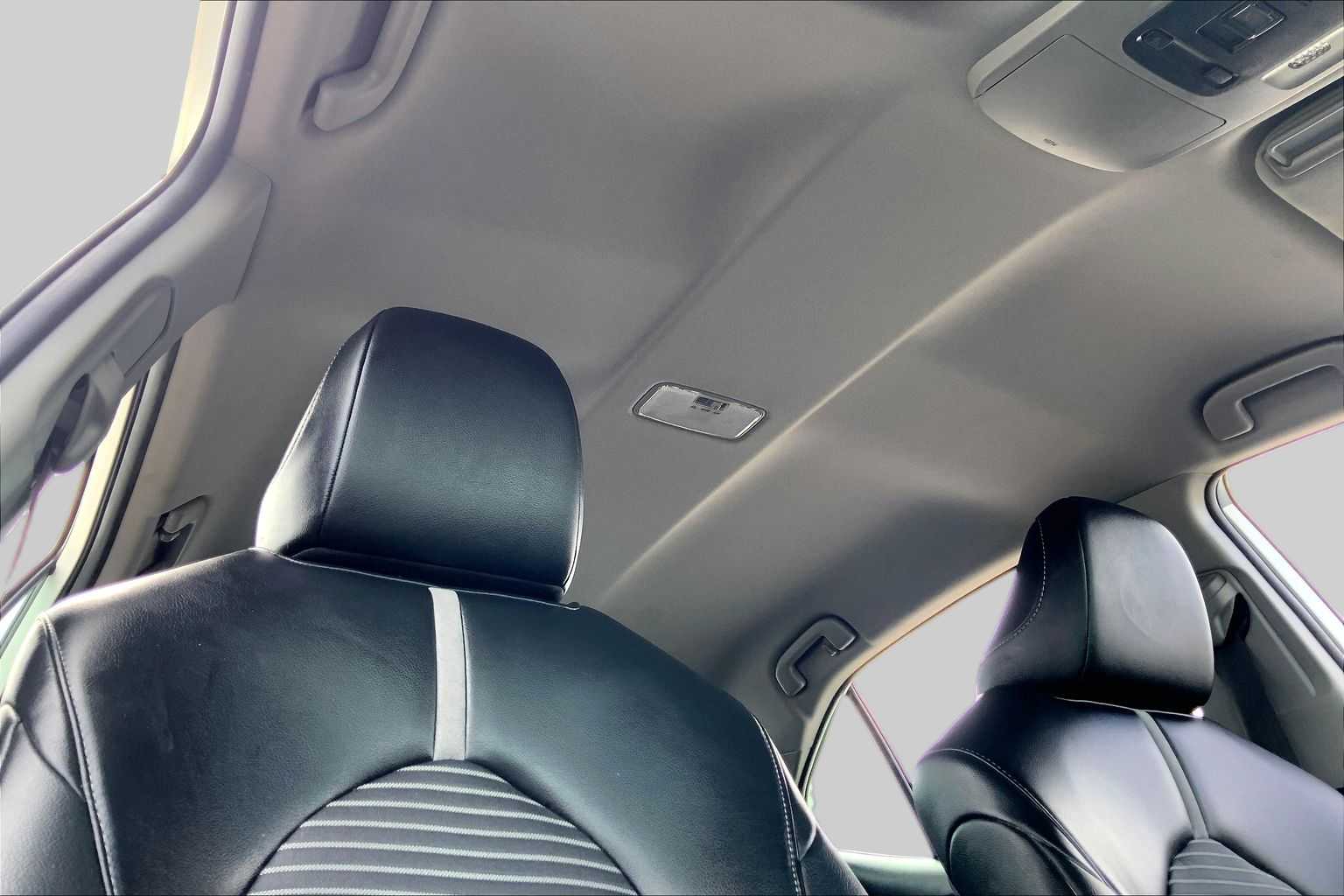 2024 Toyota Camry SE Ice Cap at HGreg Houston