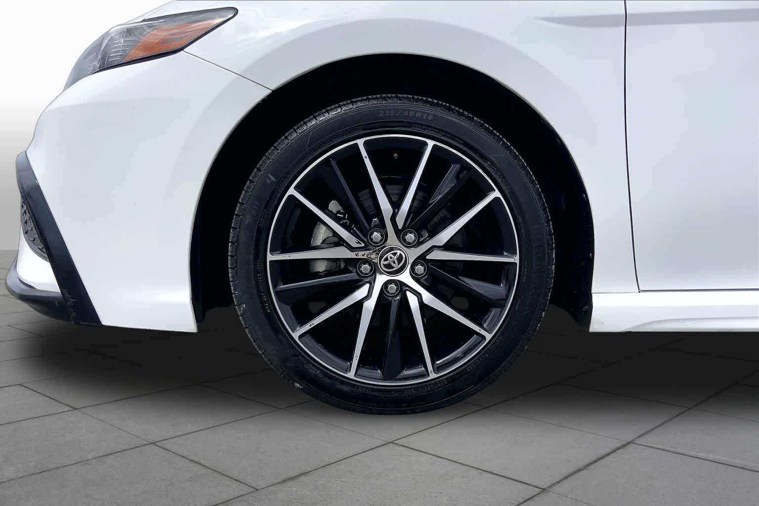2024 Toyota Camry SE Ice Cap at HGreg Houston