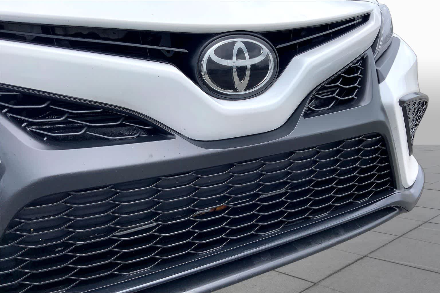2024 Toyota Camry SE Ice Cap at HGreg Houston