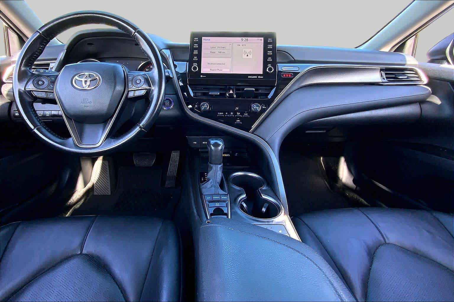 2022 Toyota Camry photo 14 of 35