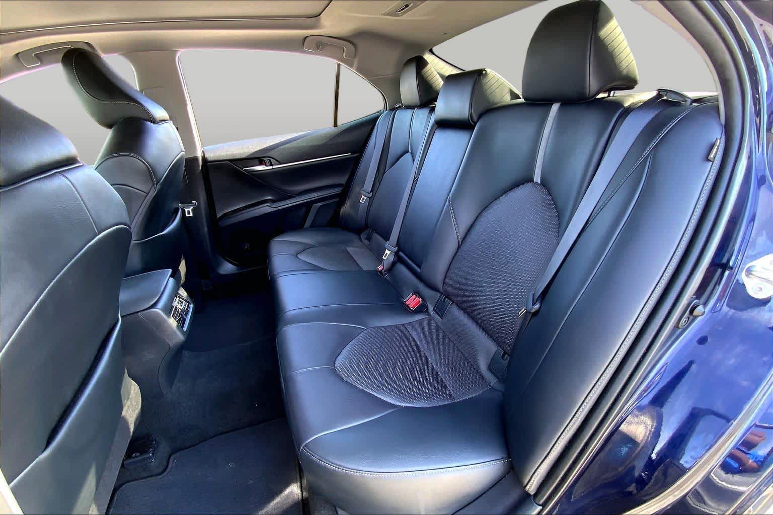 2022 Toyota Camry photo 19 of 35
