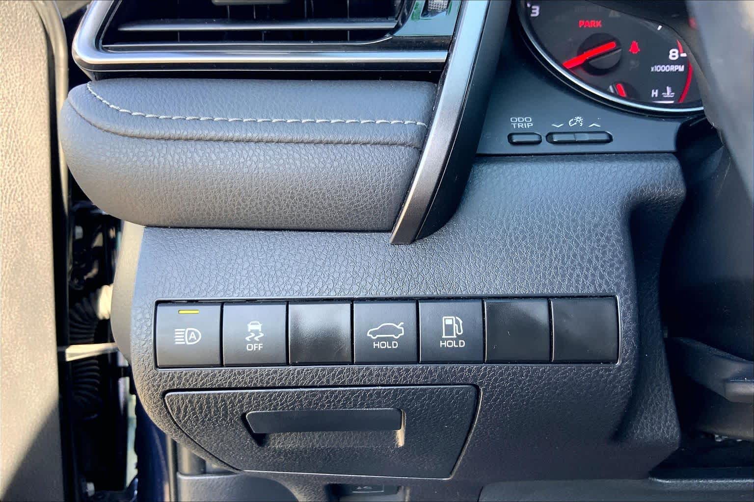 2022 Toyota Camry photo 32 of 35