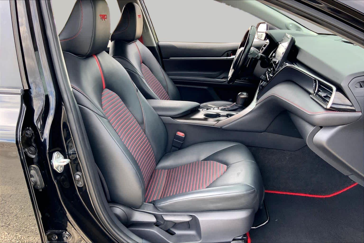 2021 Toyota Camry photo 9 of 36