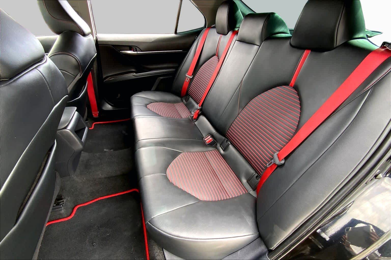 2021 Toyota Camry photo 20 of 36