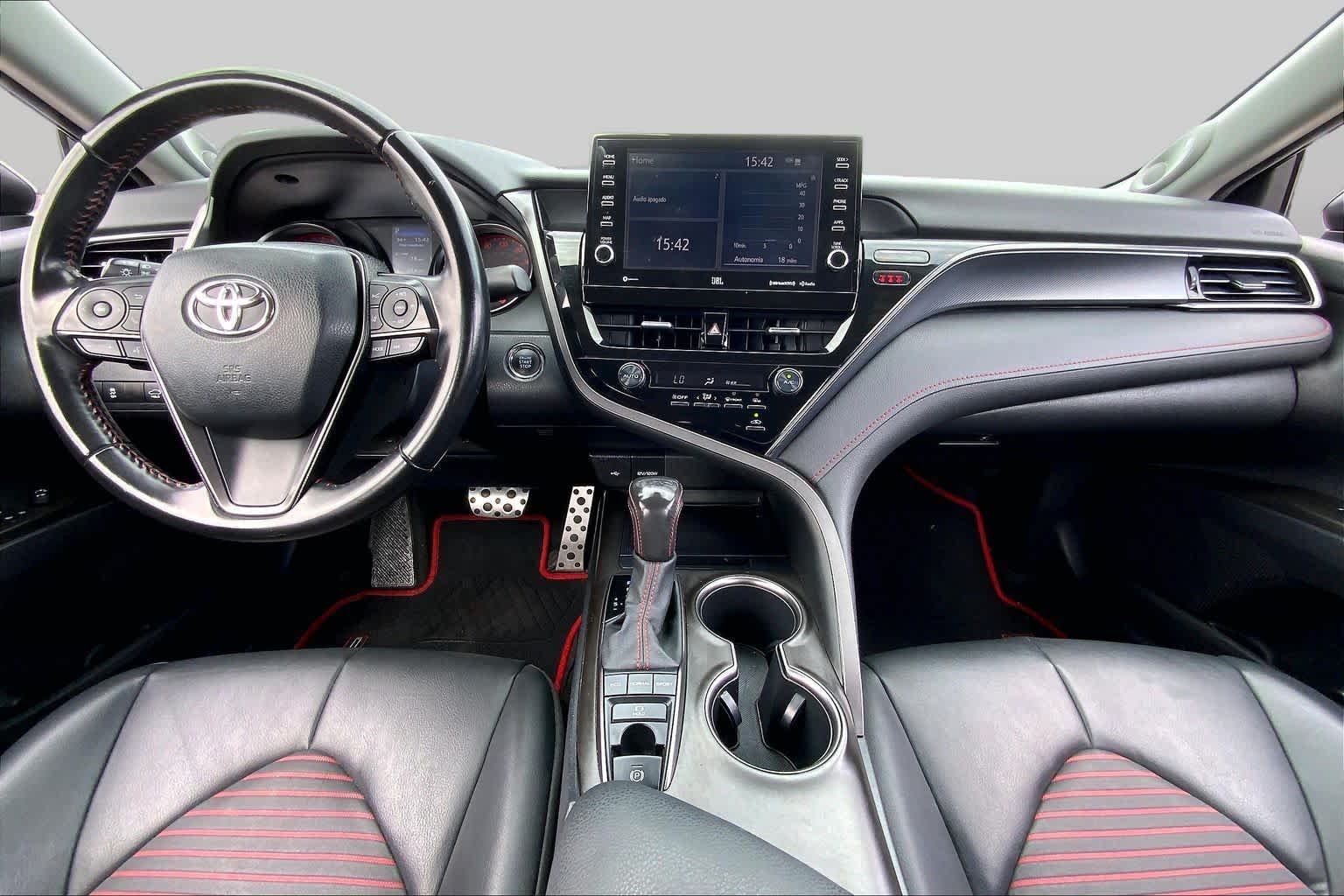 2021 Toyota Camry photo 15 of 36