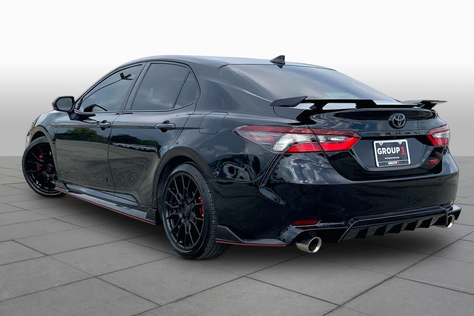 2021 Toyota Camry photo 12 of 36