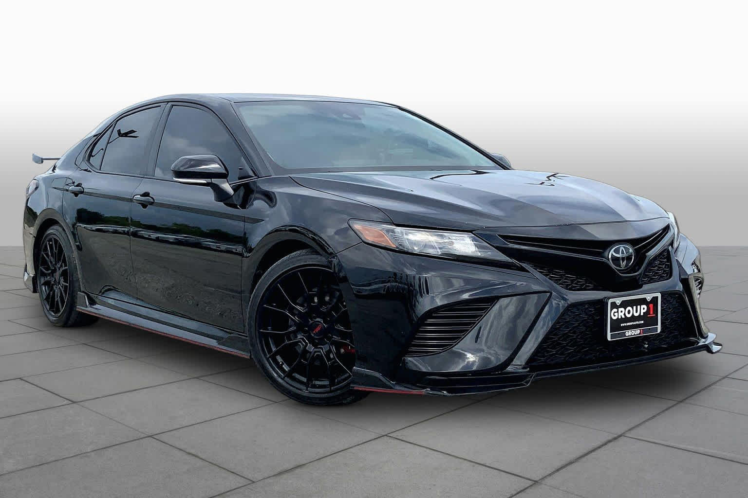 2021 Toyota Camry photo 3 of 36