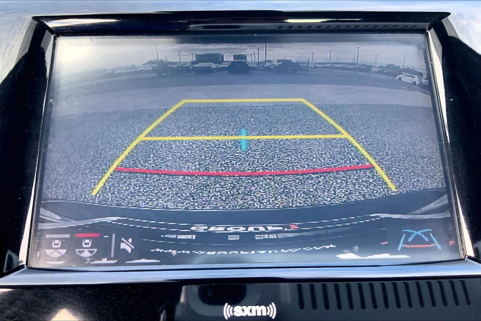 2020 Toyota Camry photo 26 of 33
