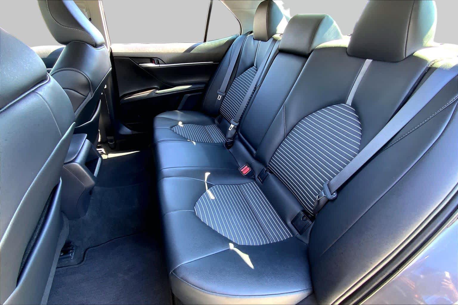 2023 Toyota Camry photo 20 of 36