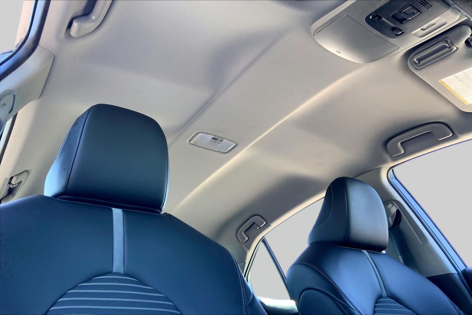 2023 Toyota Camry photo 14 of 36