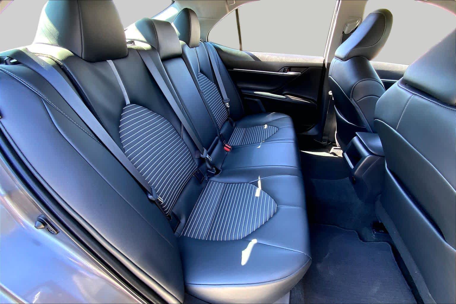 2023 Toyota Camry photo 19 of 36