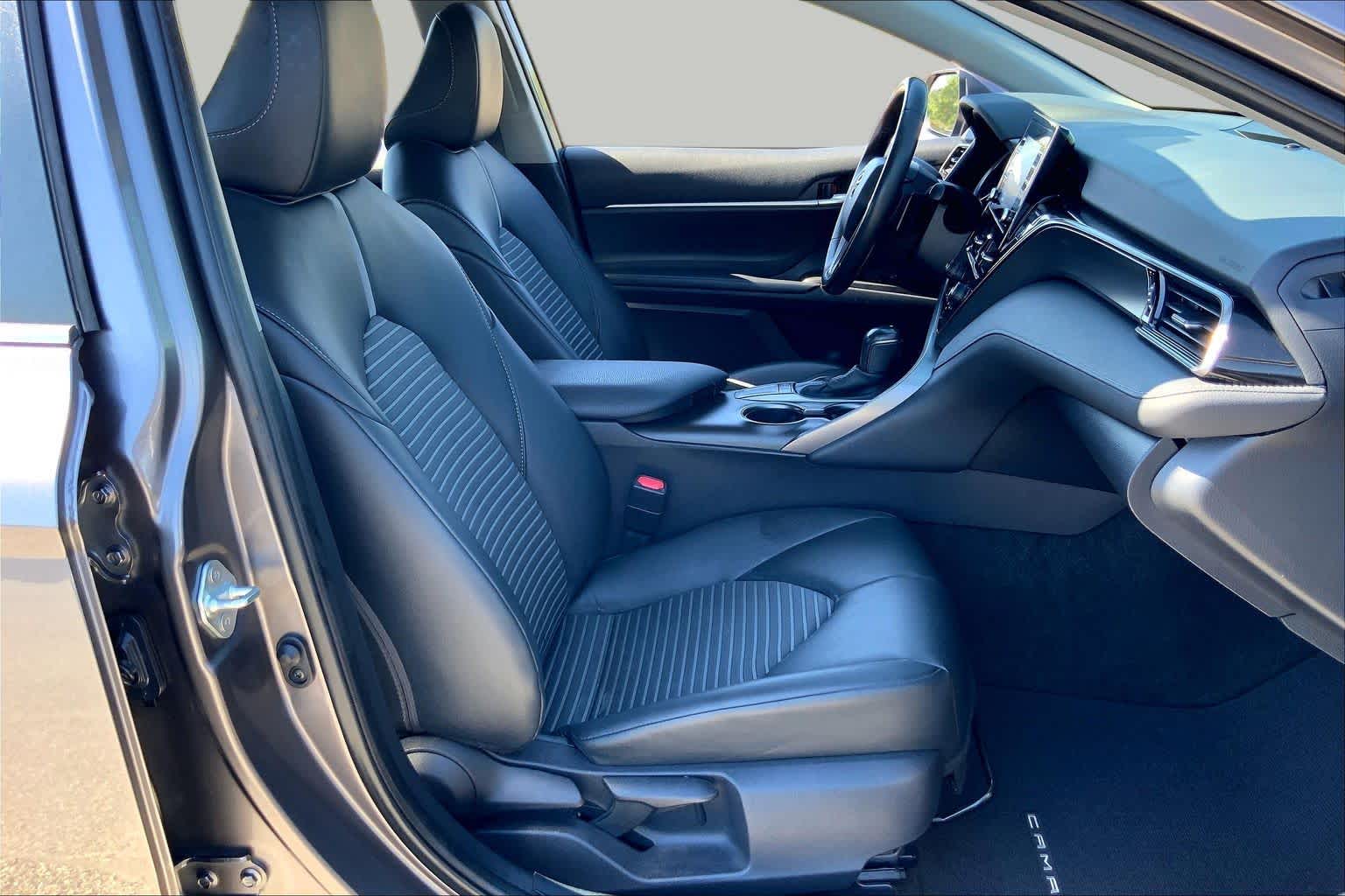 2023 Toyota Camry photo 9 of 36
