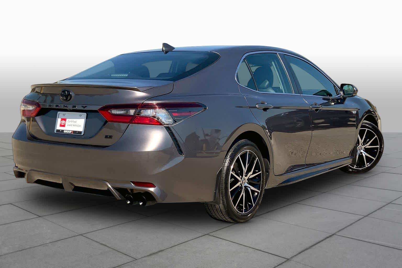 2023 Toyota Camry photo 13 of 36