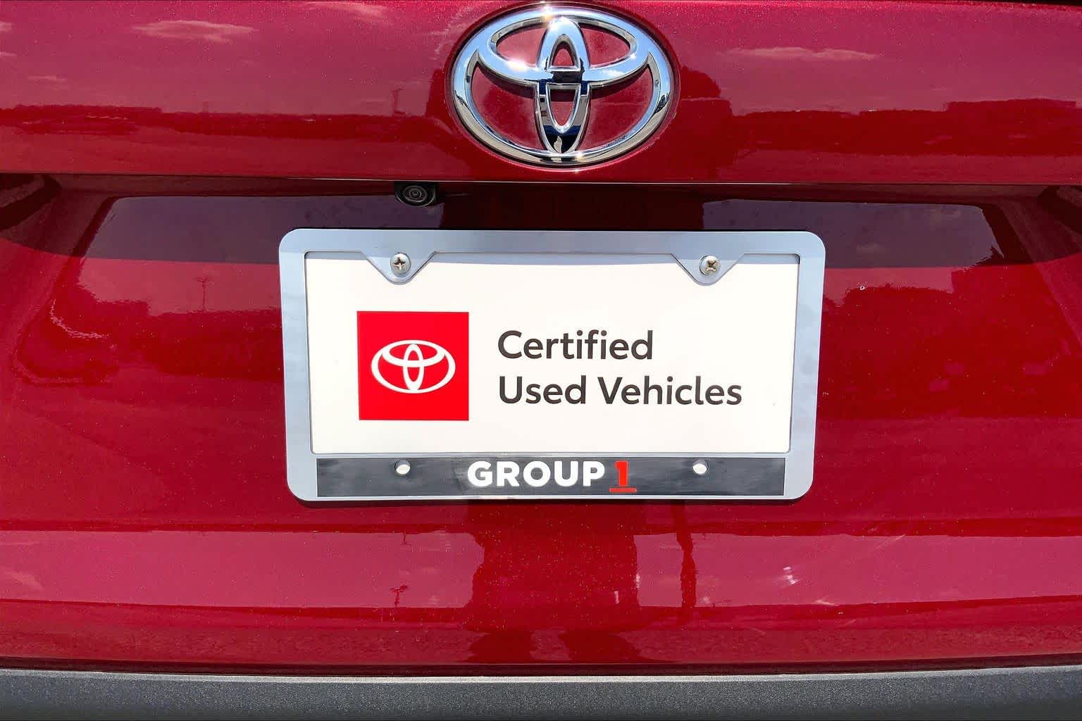 2025 Toyota RAV4 photo 10 of 36