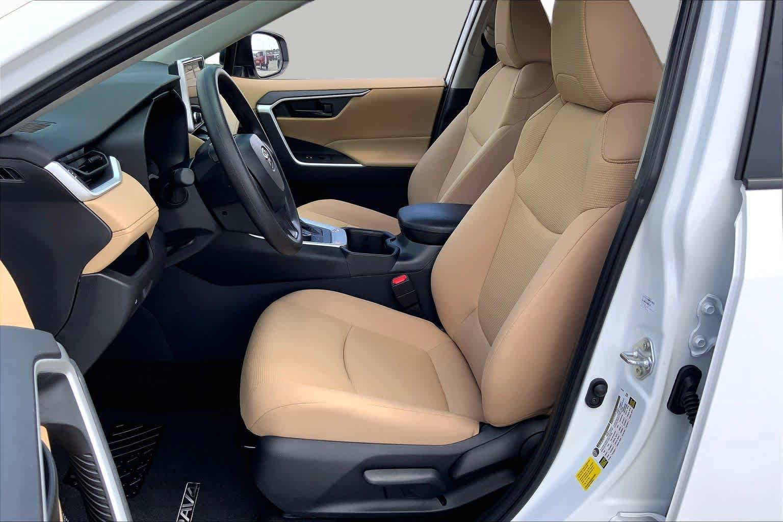 2025 Toyota RAV4 Hybrid LE Ice Cap at Group 1 Toyota Southwest