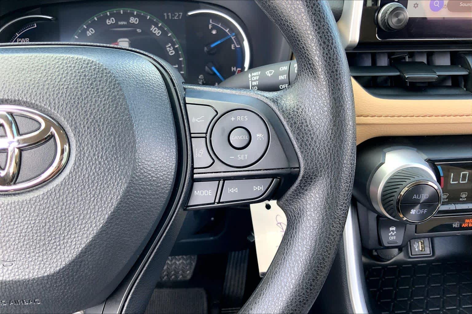 2025 Toyota RAV4 Hybrid LE Ice Cap at Group 1 Toyota Southwest