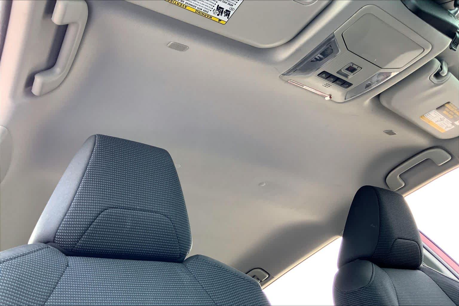 2025 Toyota RAV4 photo 14 of 35