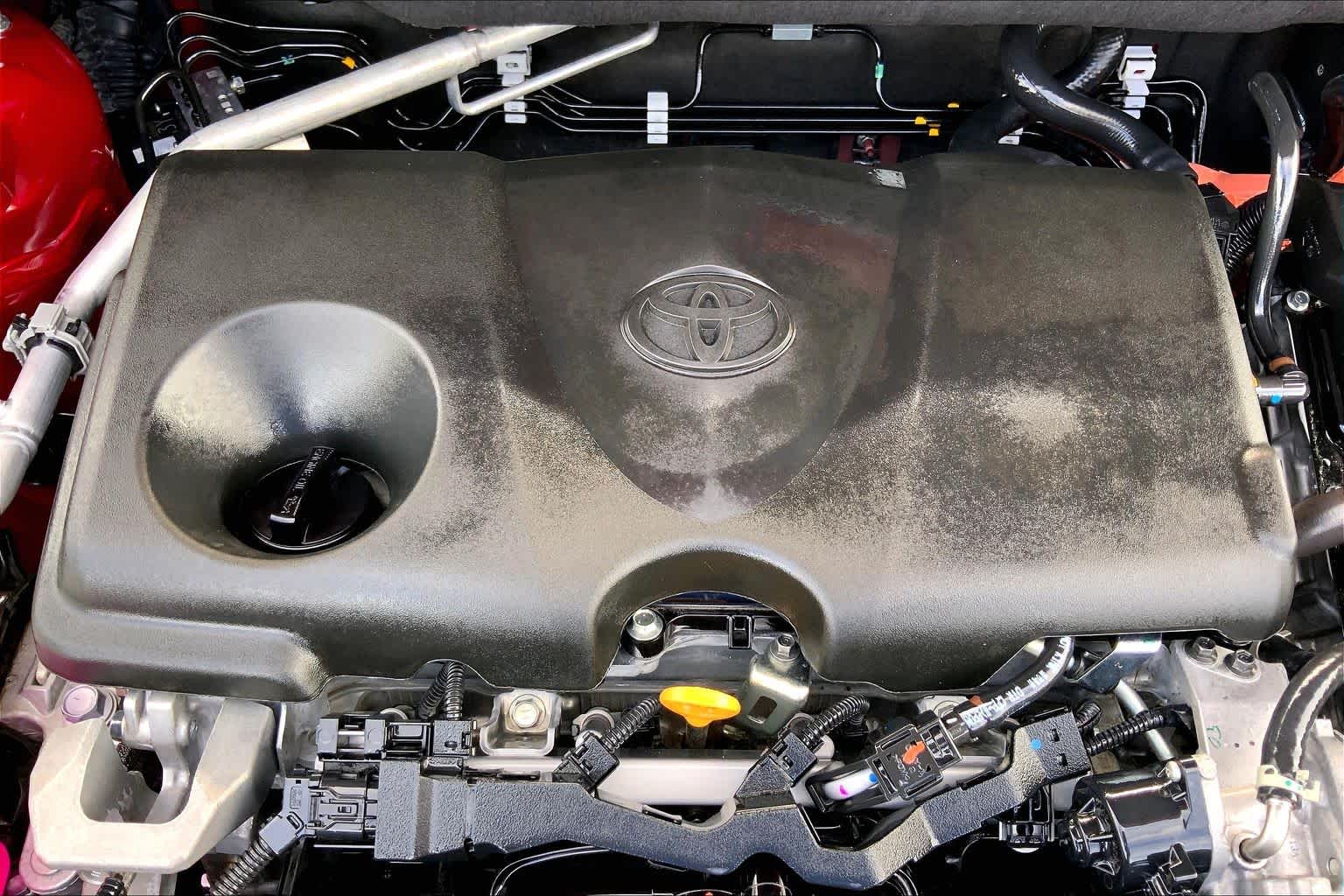 2025 Toyota RAV4 photo 32 of 35