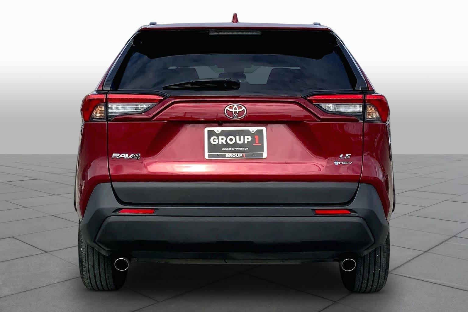 2025 Toyota RAV4 photo 5 of 35
