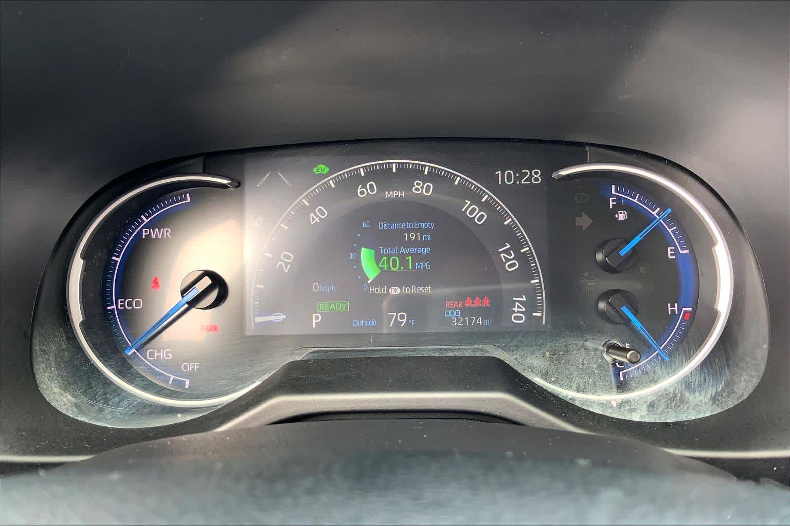 2025 Toyota RAV4 photo 25 of 35