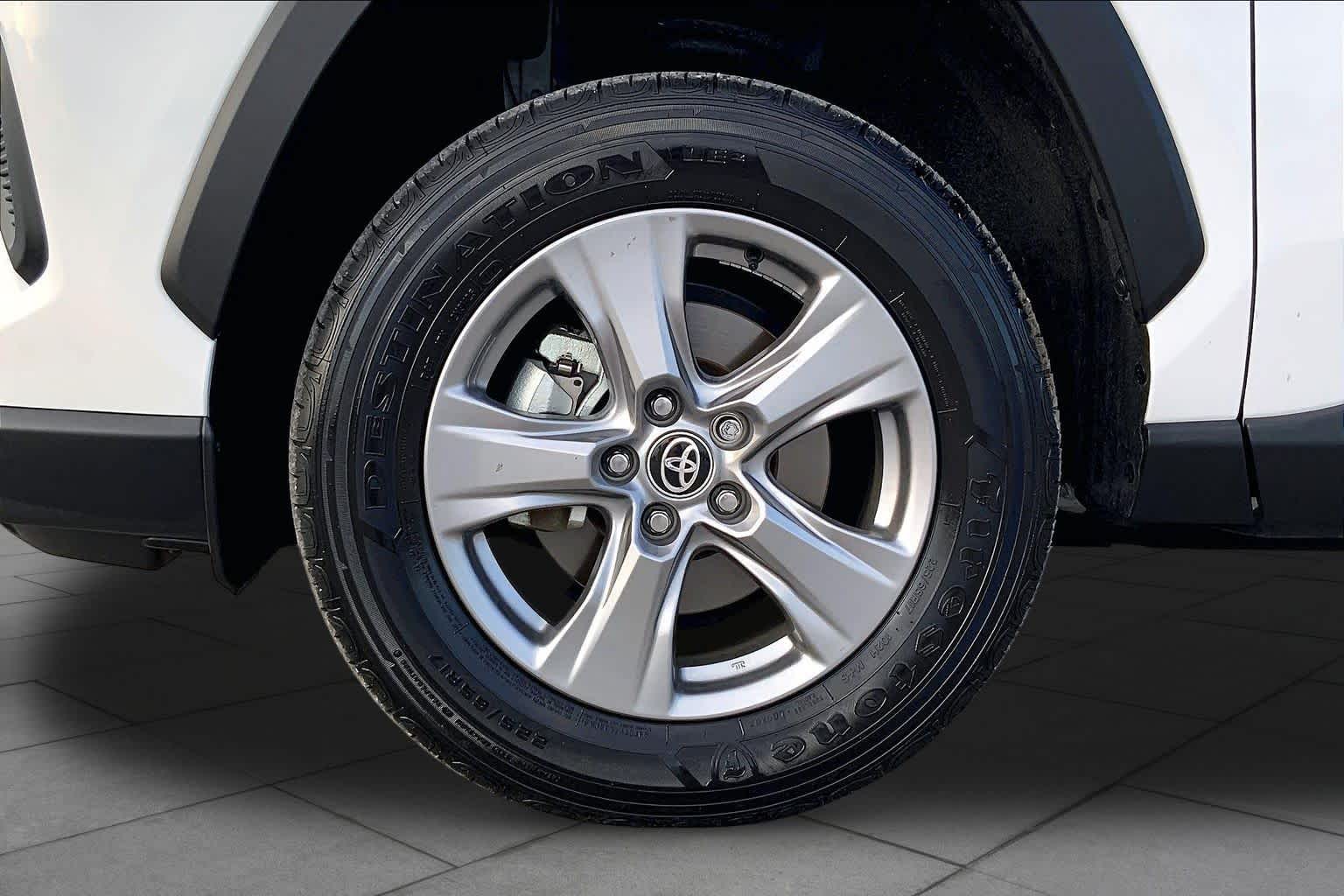2025 Toyota RAV4 Hybrid LE Ice Cap at Group 1 Toyota Southwest