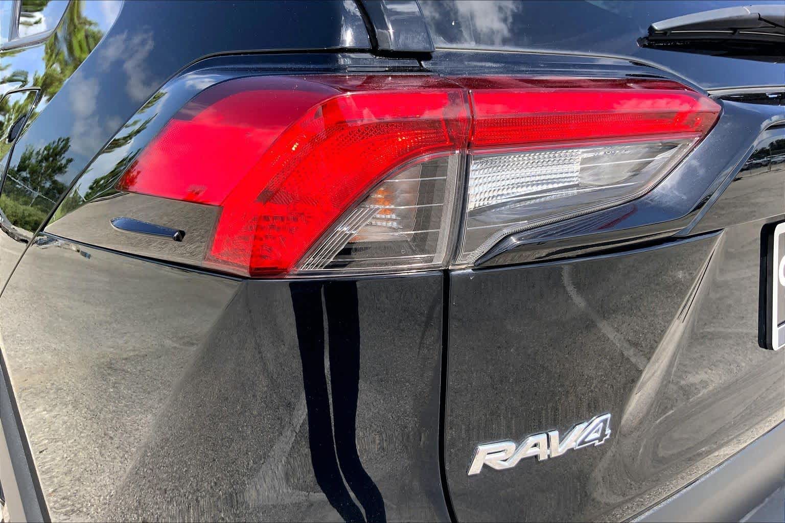 2021 Toyota RAV4 Hybrid XLE Midnight Black Metallic at AutoNation USA Katy