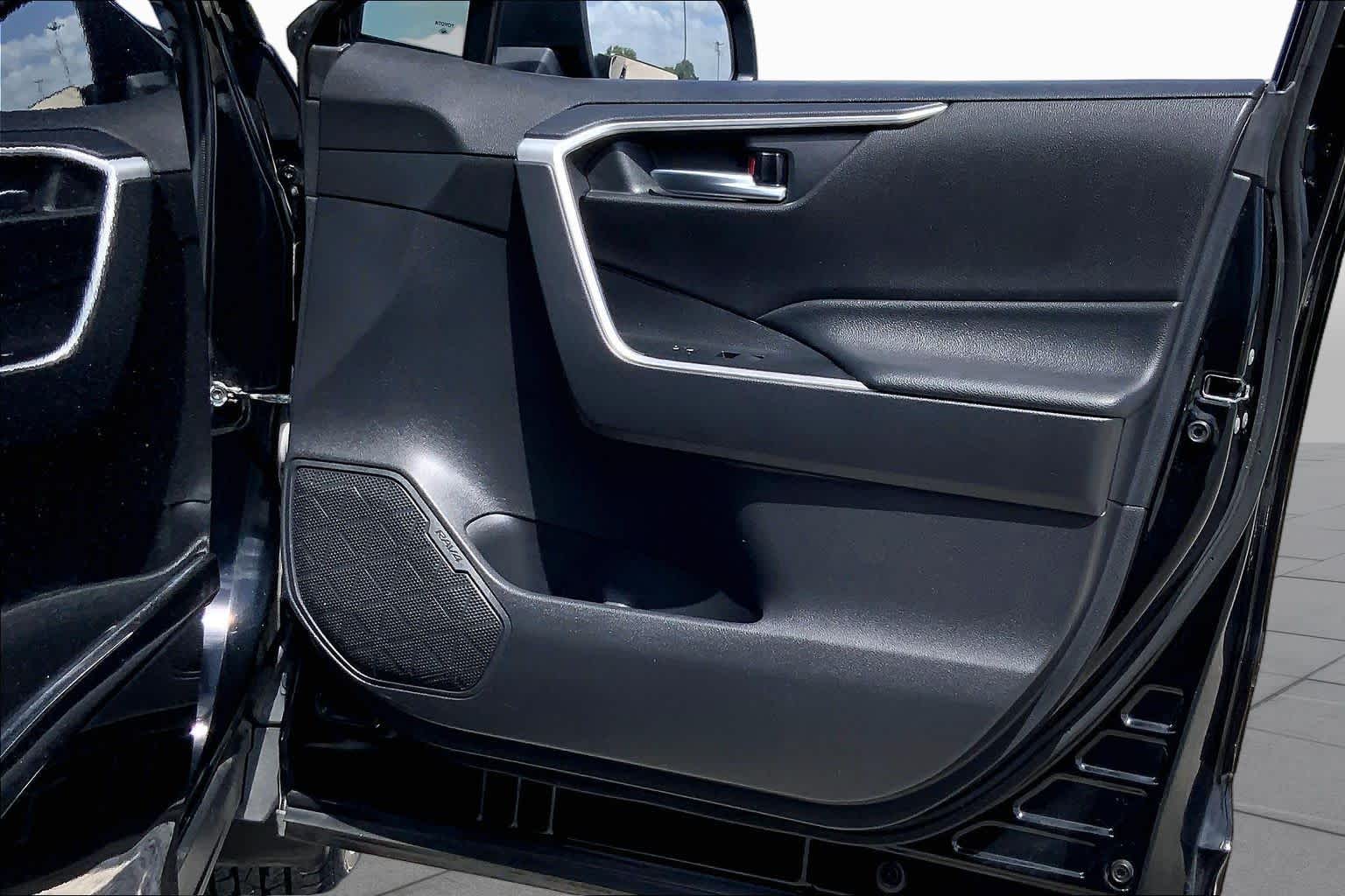 2021 Toyota RAV4 Hybrid XLE Midnight Black Metallic at AutoNation USA Katy