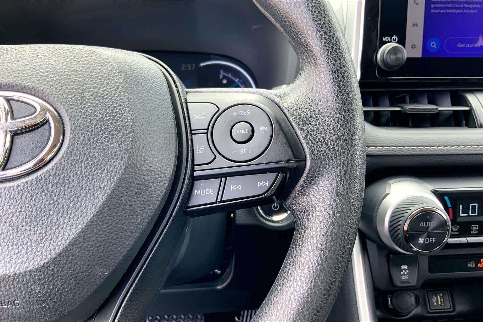 2025 Toyota RAV4 Hybrid XLE Ice Cap at Group 1 GMC Buick South