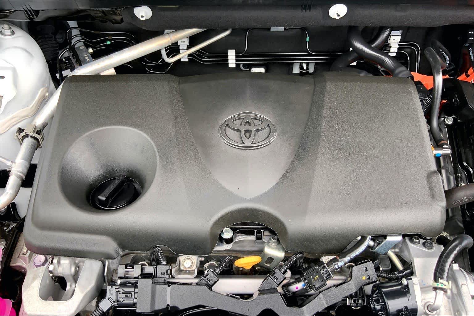 2025 Toyota RAV4 Hybrid XLE Ice Cap at Group 1 GMC Buick South