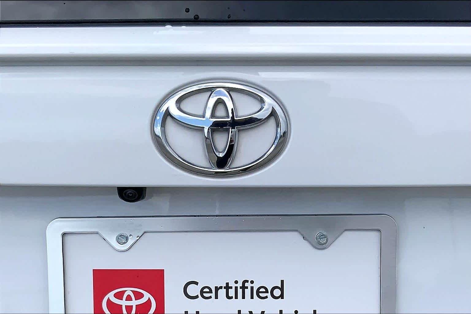 2025 Toyota RAV4 Hybrid XLE Ice Cap at Group 1 GMC Buick South