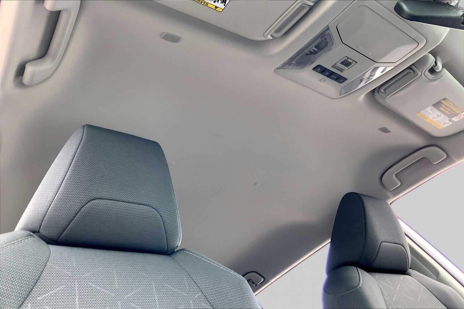 2025 Toyota RAV4 Hybrid XLE Ice Cap at Group 1 GMC Buick South