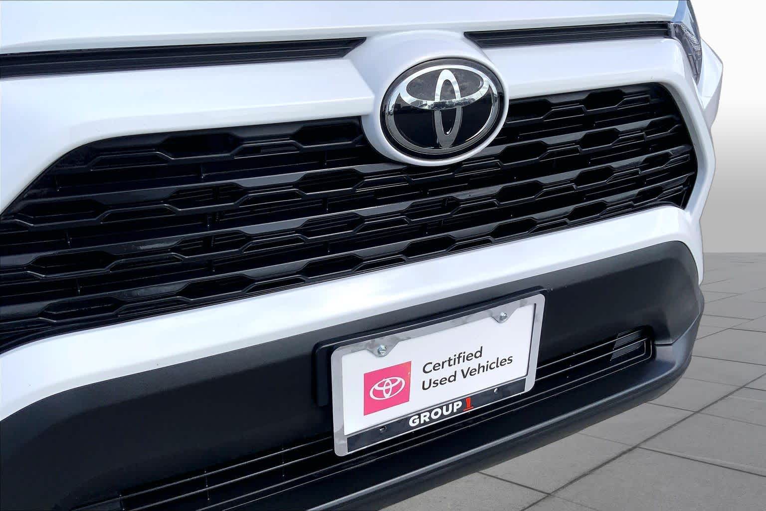 2025 Toyota RAV4 Hybrid XLE Ice Cap at Group 1 Toyota Southwest