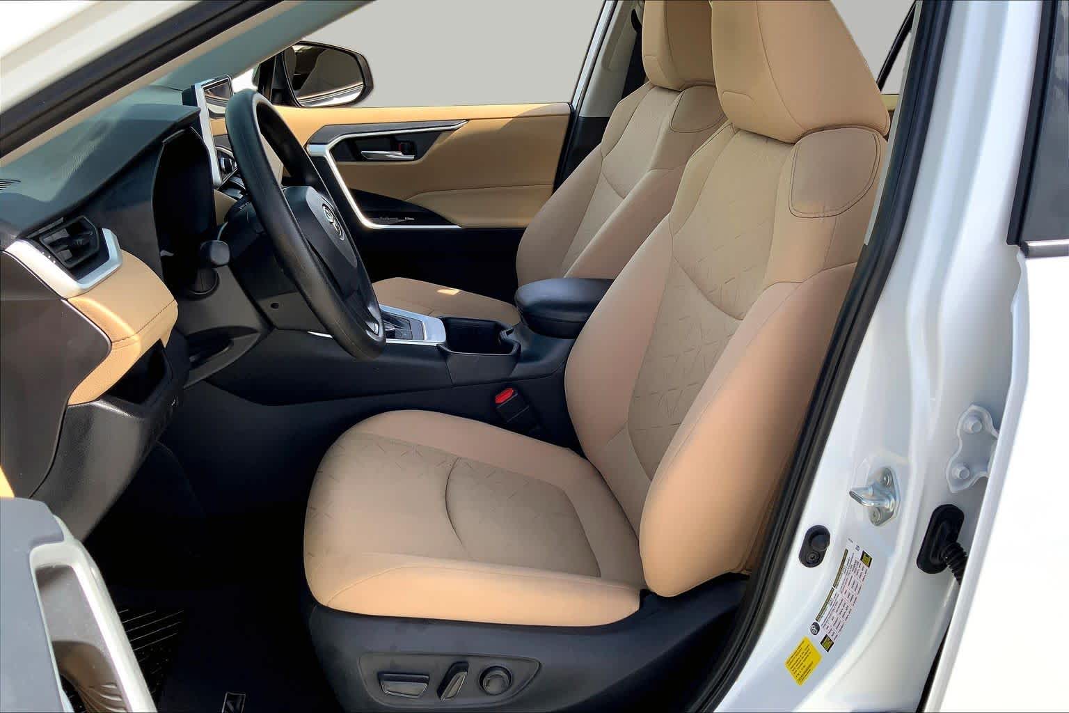 2025 Toyota RAV4 Hybrid XLE Ice Cap at Group 1 Toyota Southwest