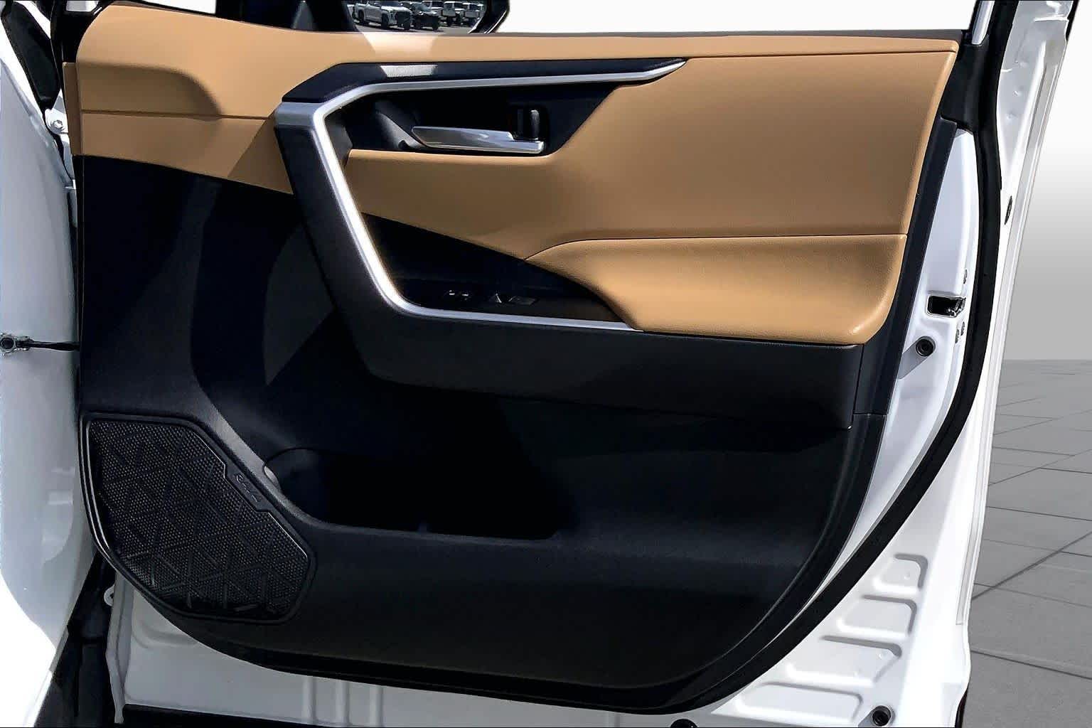 2025 Toyota RAV4 Hybrid XLE Ice Cap at Group 1 Toyota Southwest