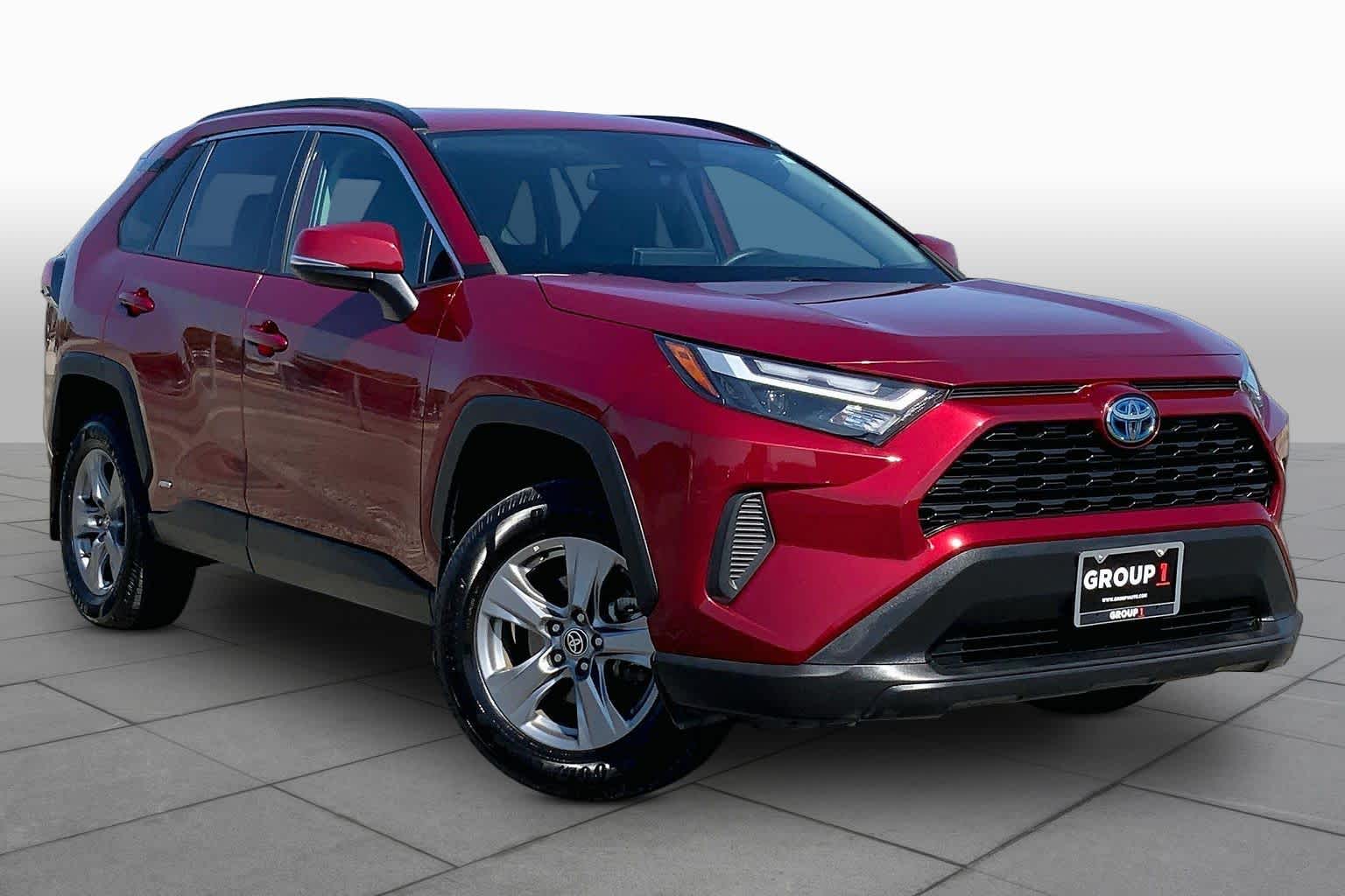 2022 Toyota RAV4 Hybrid XLE Ruby Flare Pearl at Group 1 Toyota Southwest
