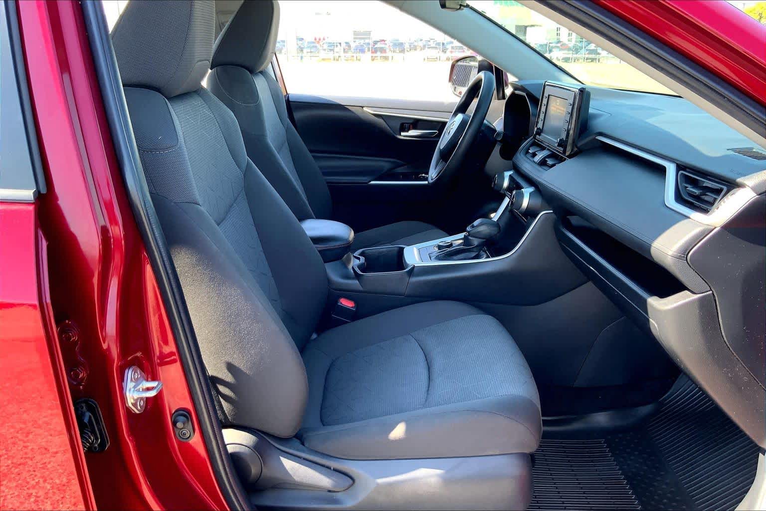 2022 Toyota RAV4 Hybrid XLE Ruby Flare Pearl at Group 1 Toyota Southwest
