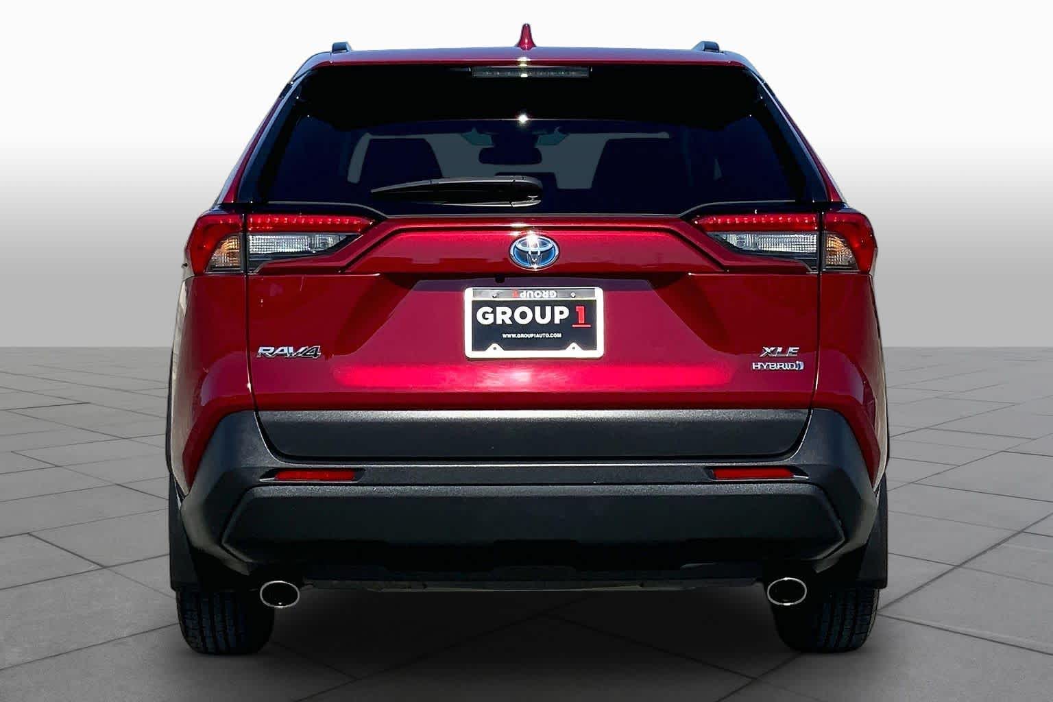 2022 Toyota RAV4 Hybrid XLE Ruby Flare Pearl at Group 1 Toyota Southwest