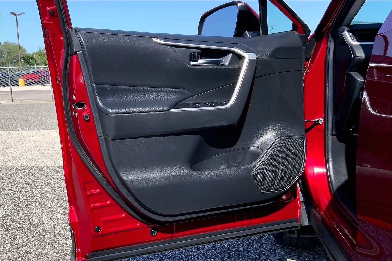 2022 Toyota RAV4 Hybrid XLE Ruby Flare Pearl at Group 1 Toyota Southwest