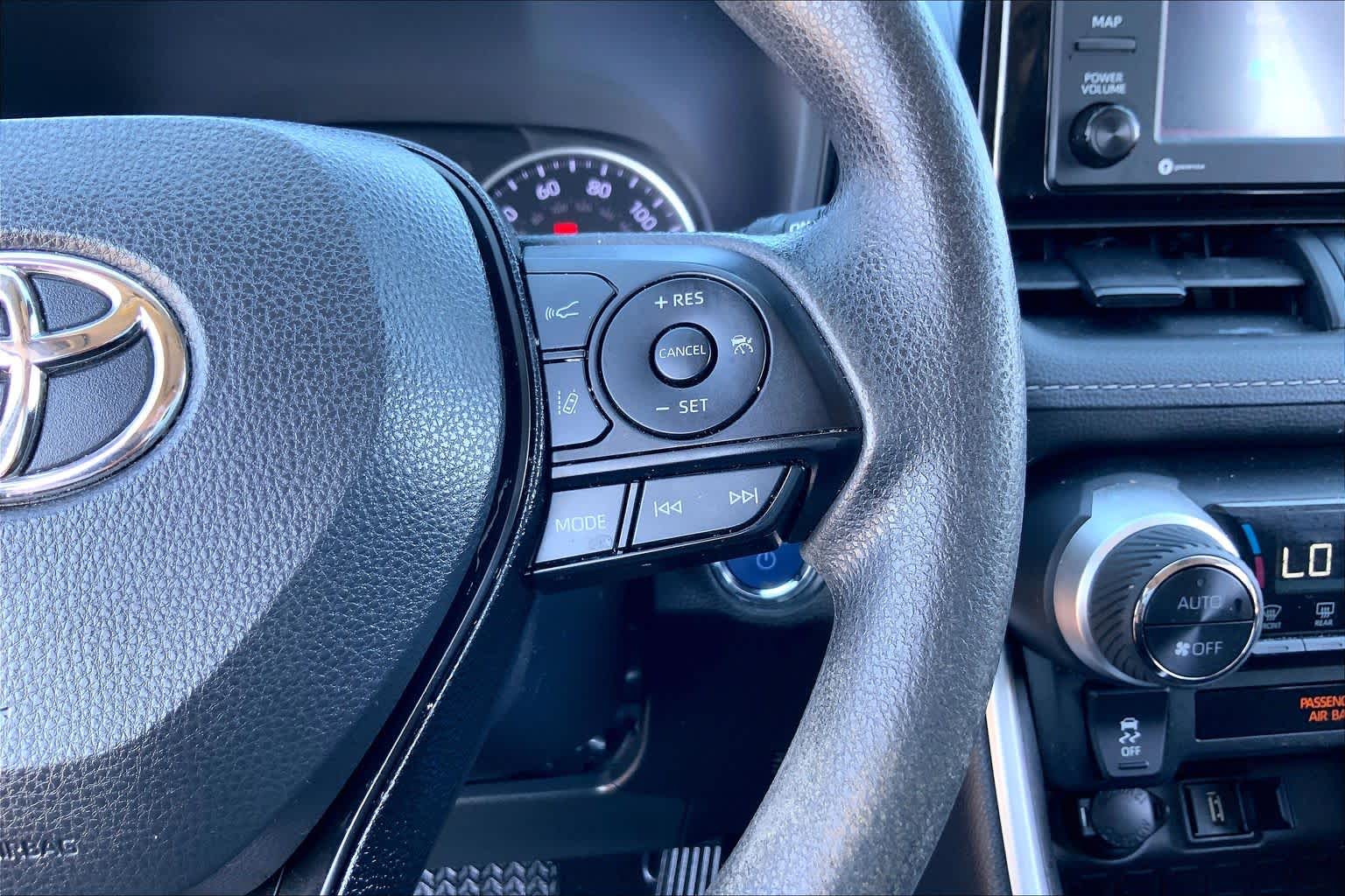 2022 Toyota RAV4 Hybrid XLE Ruby Flare Pearl at Group 1 Toyota Southwest