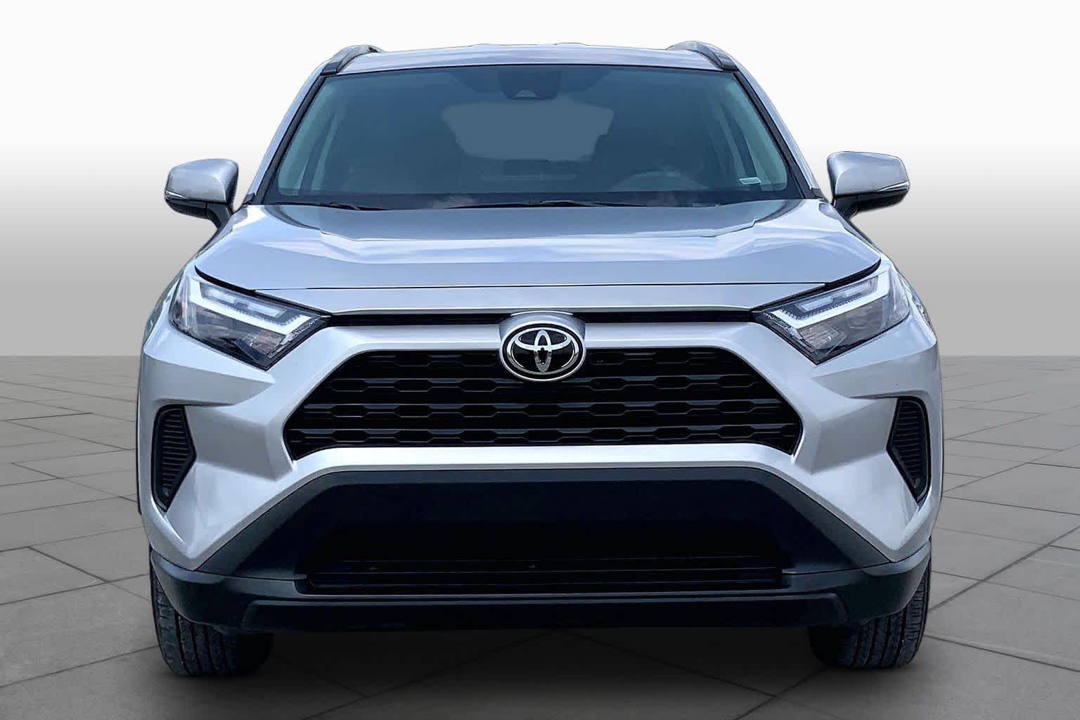 2025 Toyota RAV4 Hybrid XLE - 3